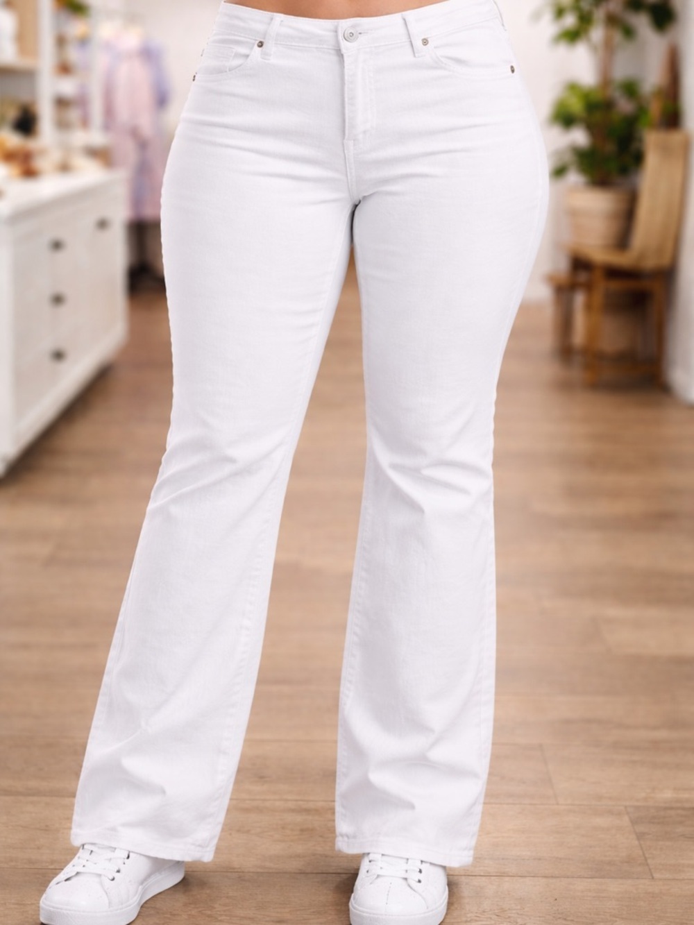 1822 Denim White Bootcut Jeans Size 16 Stretch Mid Rise Loose Fit